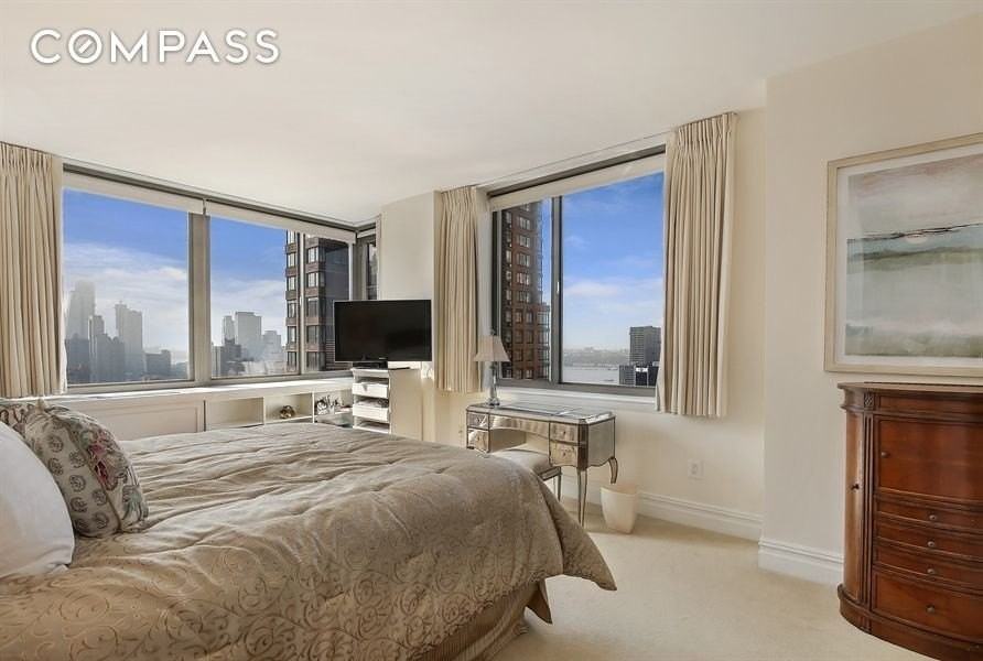 2 Columbus Ave #32A - Photo 6 of 11