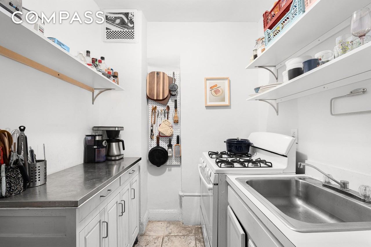 75 E 2nd St #10 - Photo 3 of 5