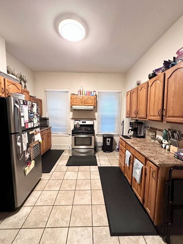 1050 Wendell Ave #FL1 - Photo 7 of 17