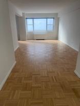 100 W 57th St #15B - Photo 1 of 1