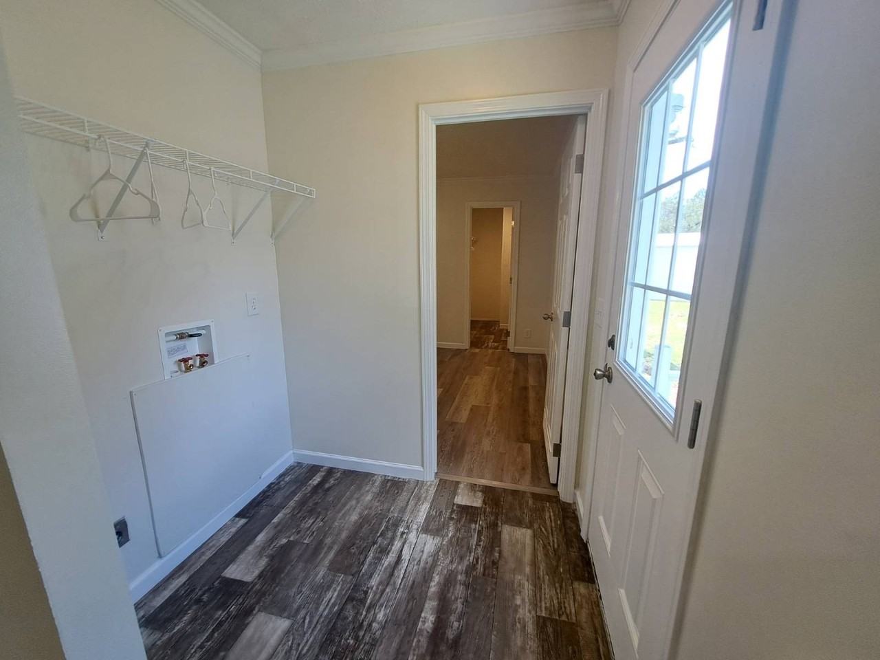 2607 Ne 52nd St #PE12 - Photo 5 of 10