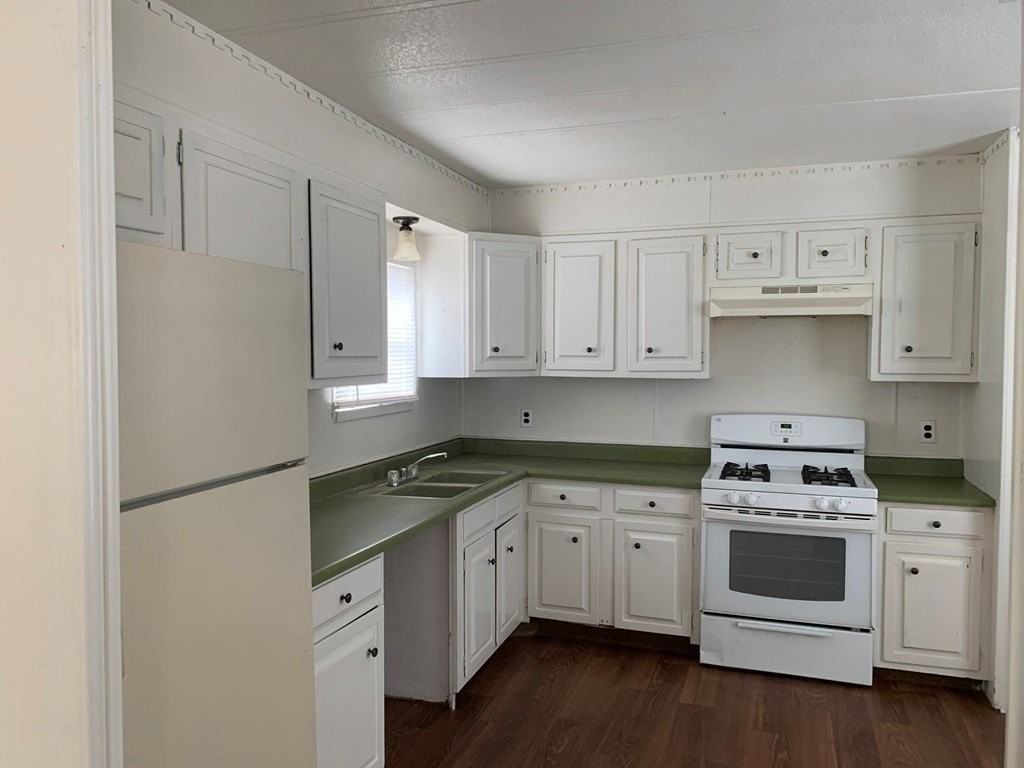 3544B W 15th St Trlr B - Photo 3 of 6