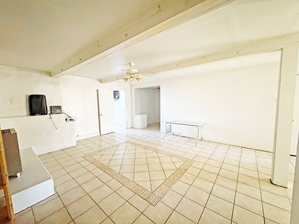 504 E Avenue E #3 - Photo 3 of 13