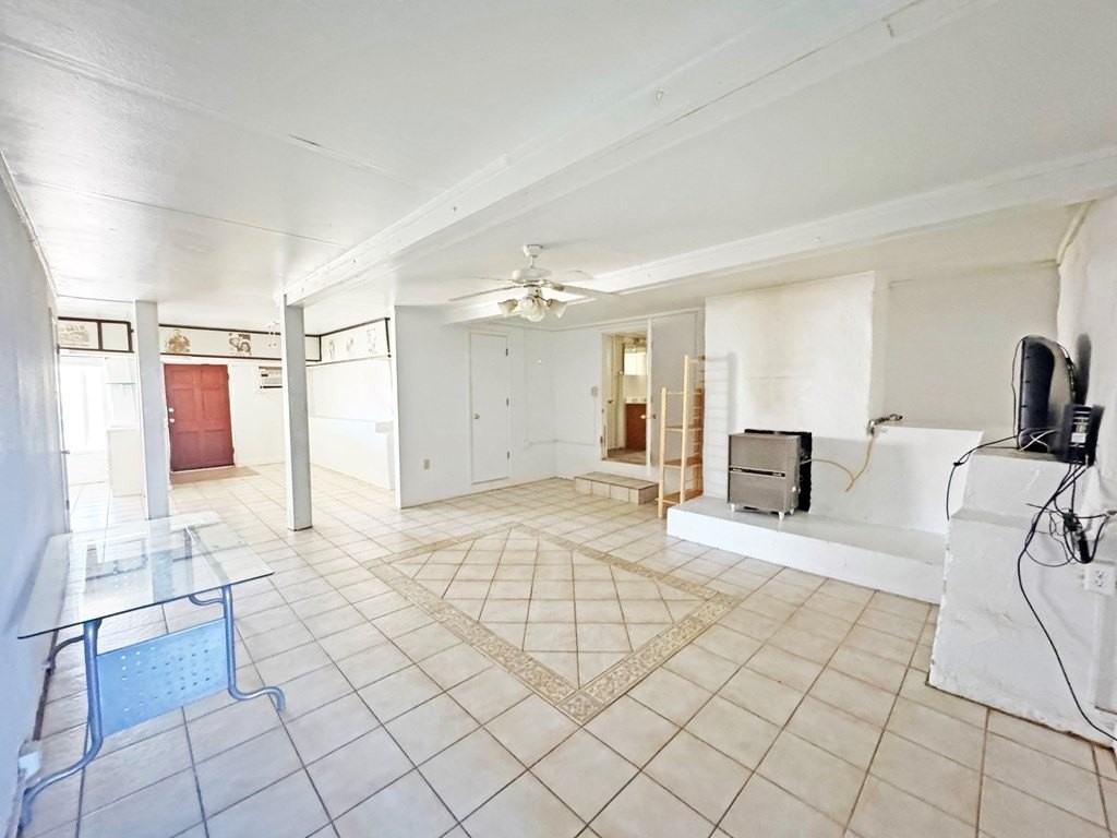 504 E Avenue E #3 - Photo 5 of 13