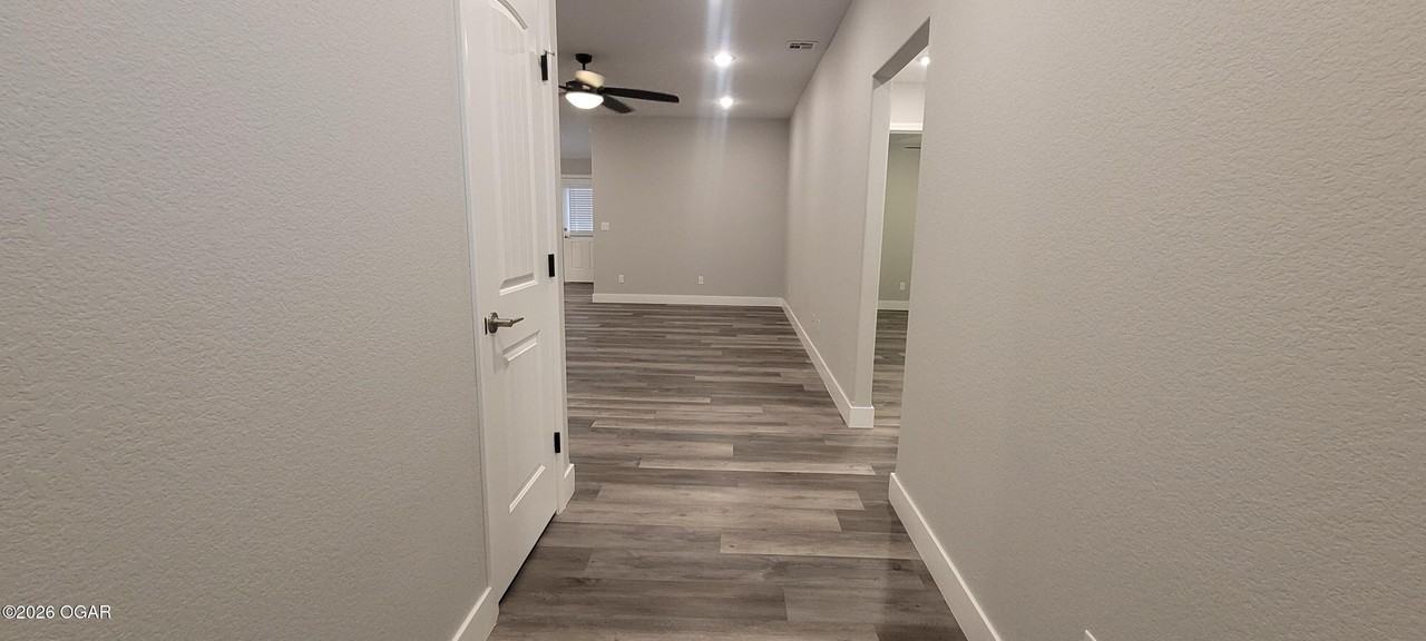 502 Azalea St - Photo 2 of 17