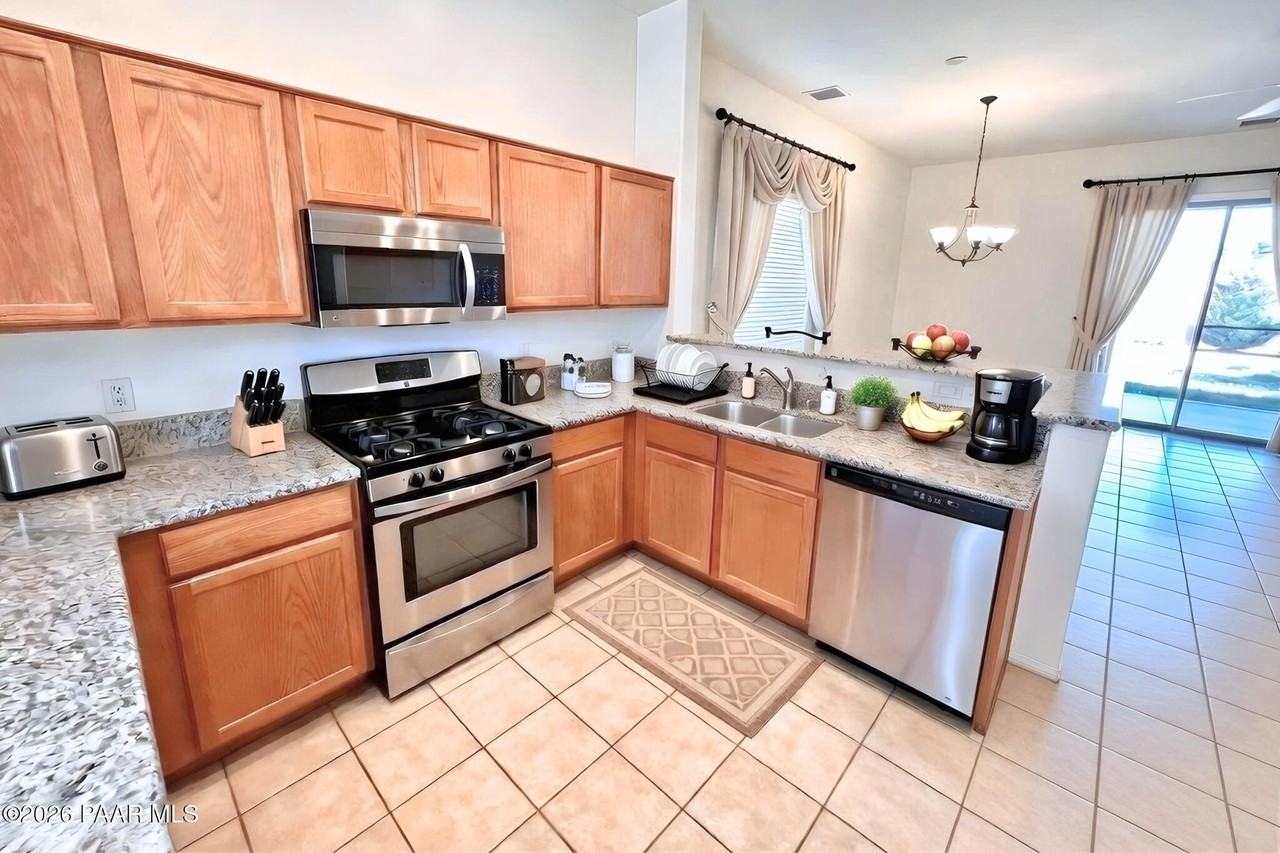 4781 N Wycliffe Dr - Photo 6 of 26