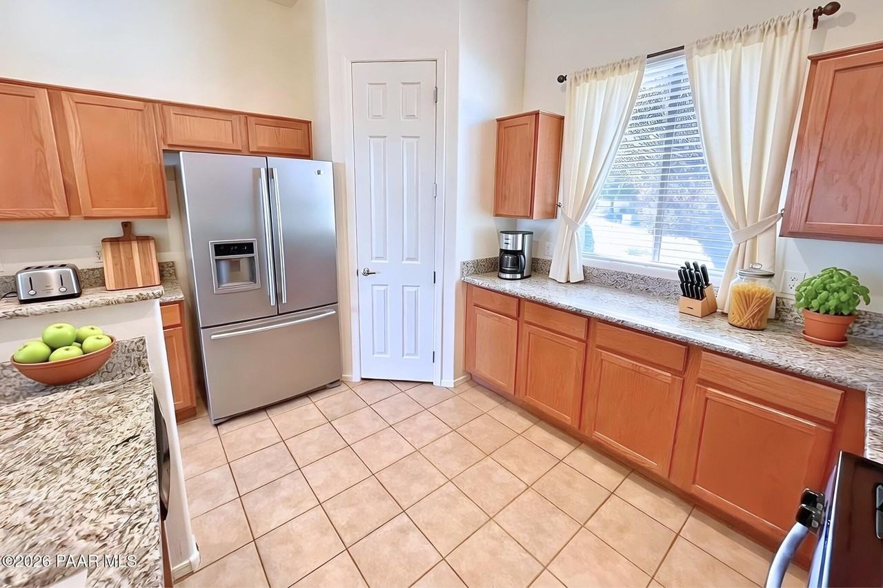 4781 N Wycliffe Dr - Photo 7 of 26