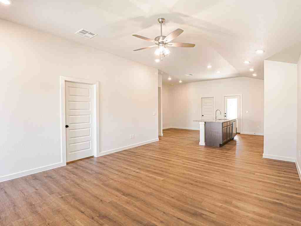 Country Club Dr - Photo 4 of 25