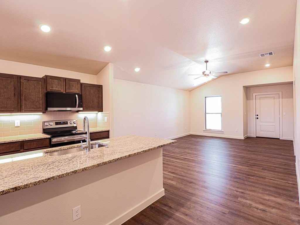 Country Club Dr - Photo 6 of 25