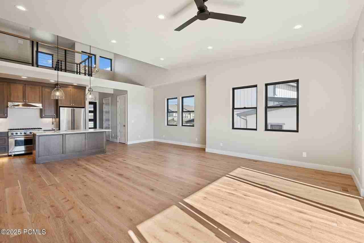 1021 W Vissen Way Unit 67 - Photo 6 of 24