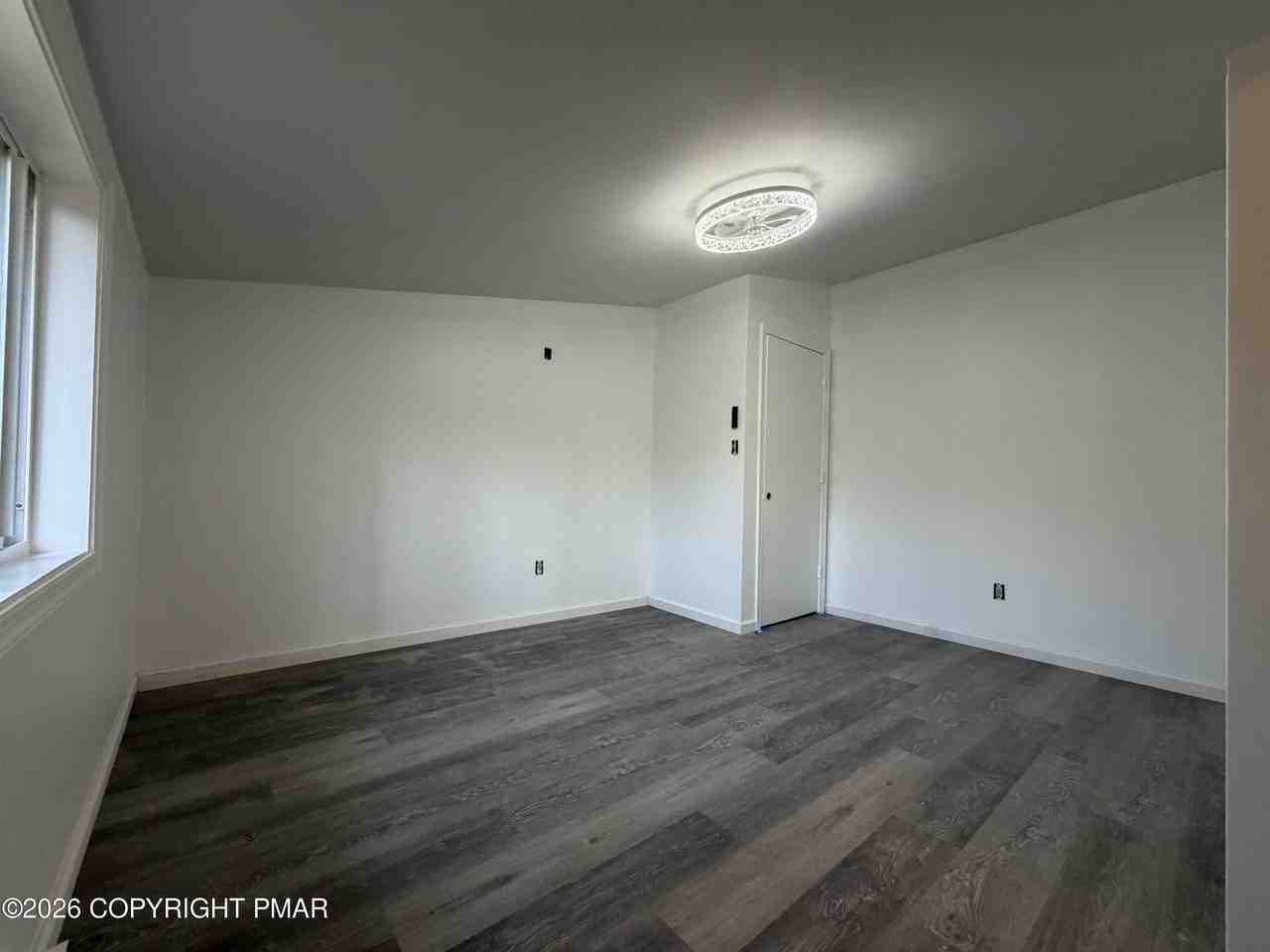 126 Feather Ln - Photo 3 of 18