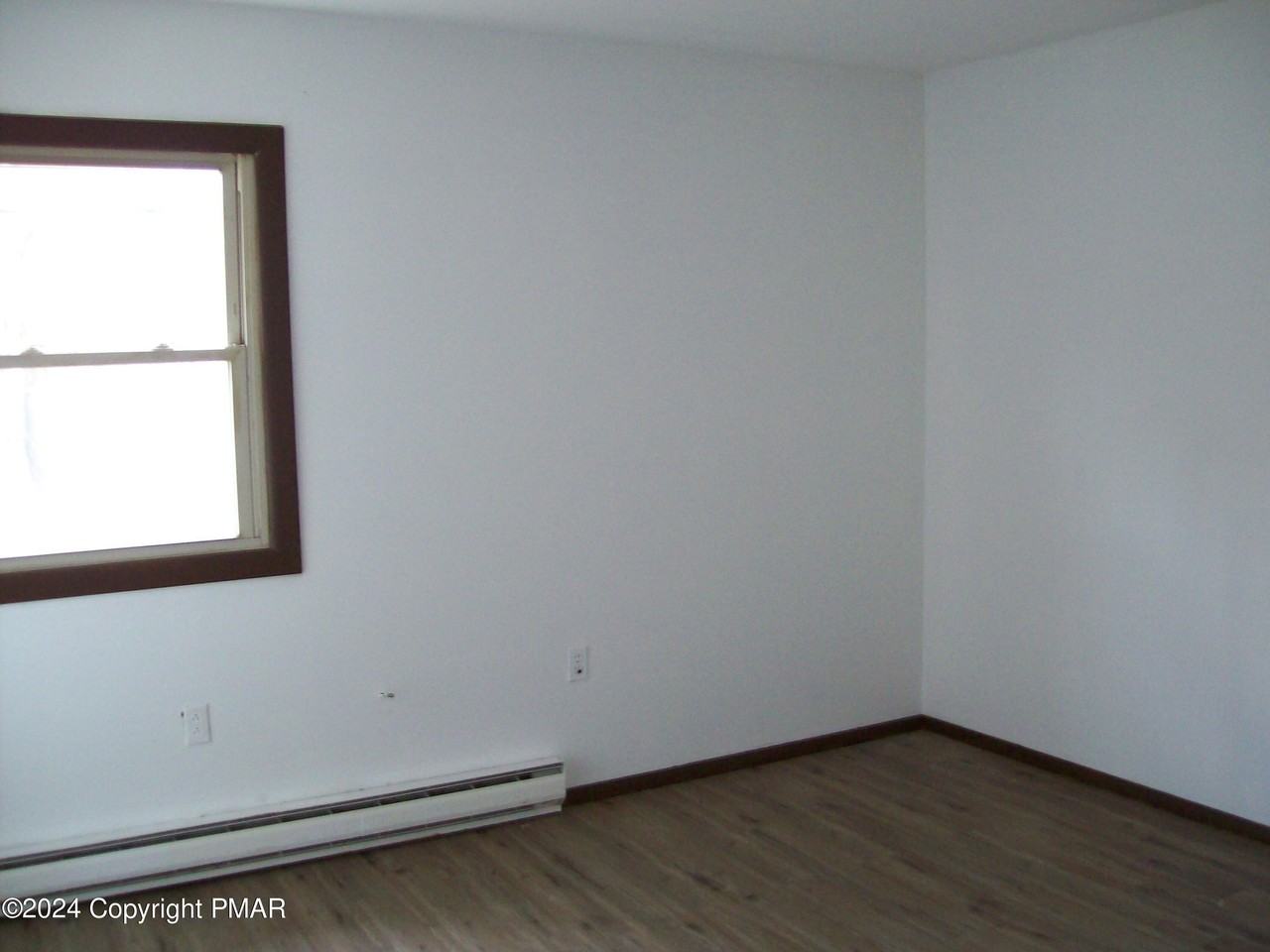 8062 Red Squirrel Dr - Photo 5 of 10