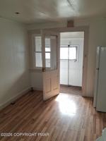 featured image of 520 Hickory St #3