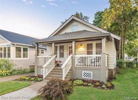 featured image of 264 E Breckenridge St