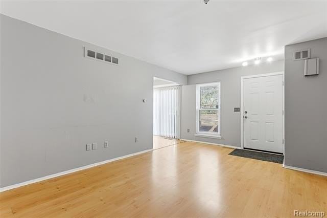 41009 Southwind Dr - Photo 4 of 16