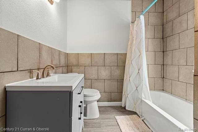 5514 Ashley St - Photo 4 of 20