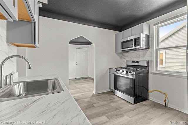 5514 Ashley St - Photo 7 of 20