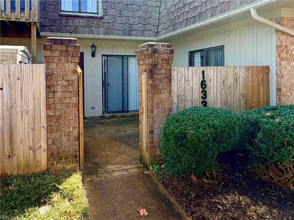 1633 Ocean Bay Dr - Photo 2 of 27