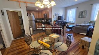 435 Hanover St #3B - Photo 1 of 1