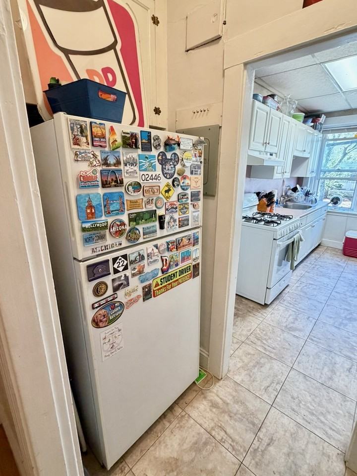 59 Manchester Rd #2 - Photo 7 of 26