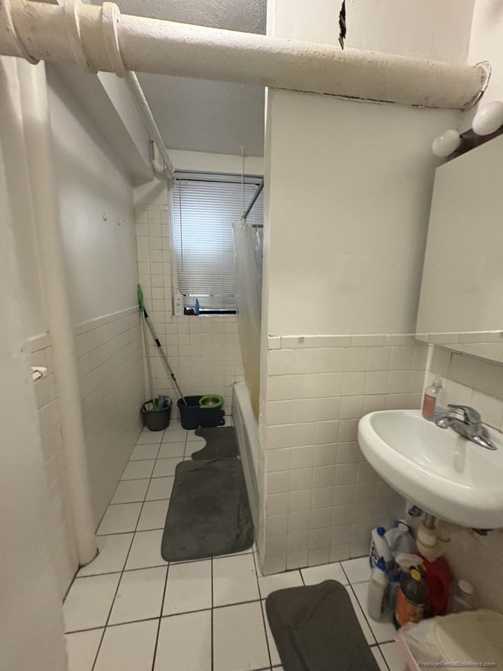 Commonwealth Ave. & Harvard Ave. #B - Photo 4 of 19