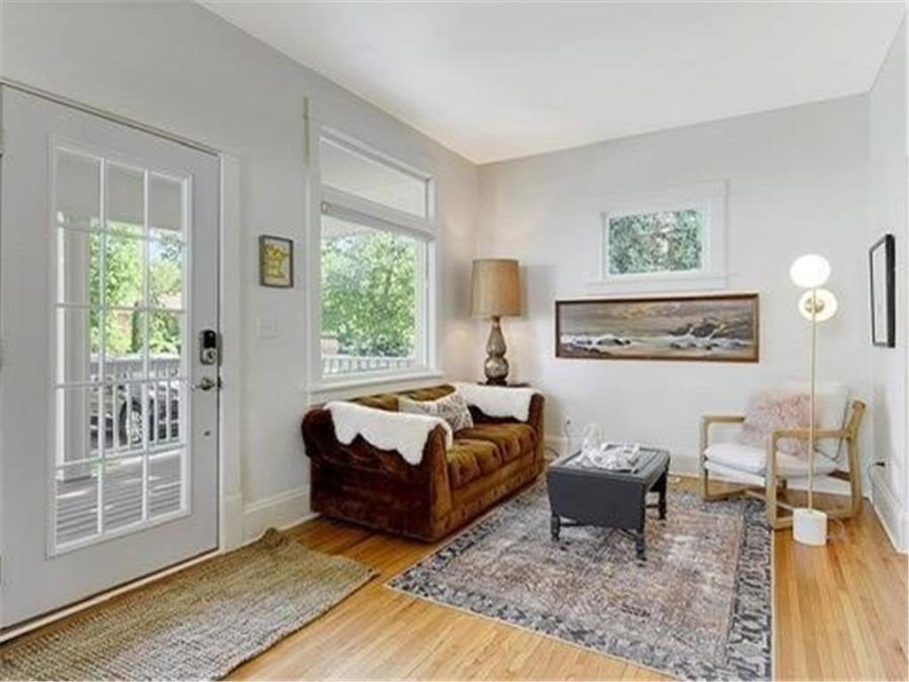 1742 Dayton Ave - Photo 4 of 19