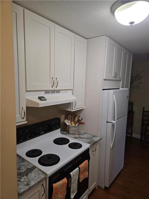 2616 Harriet Ave #202 - Photo 2 of 14