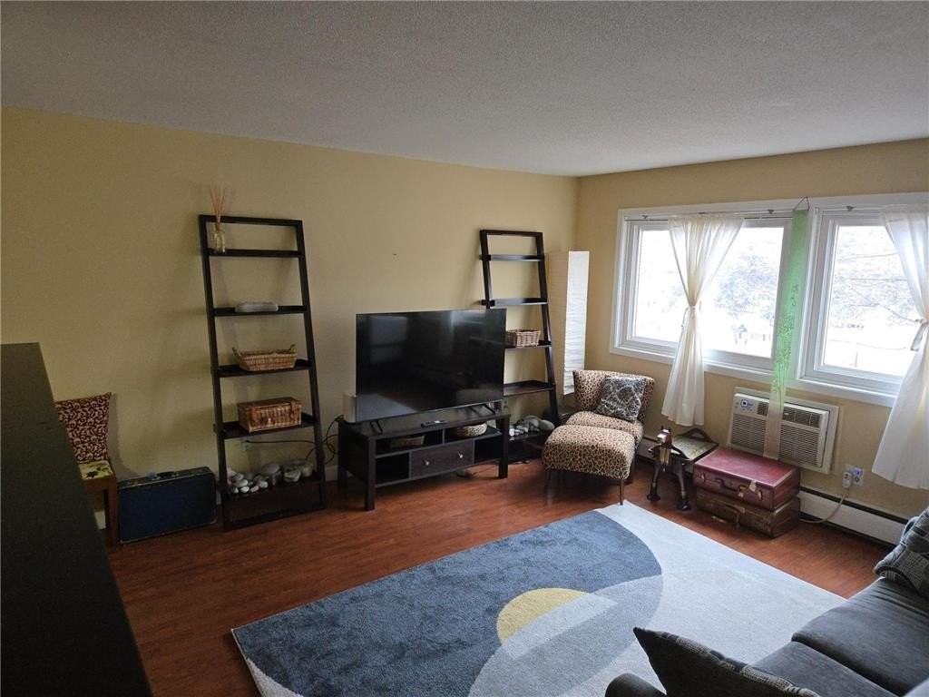 2616 Harriet Ave #202 - Photo 5 of 14