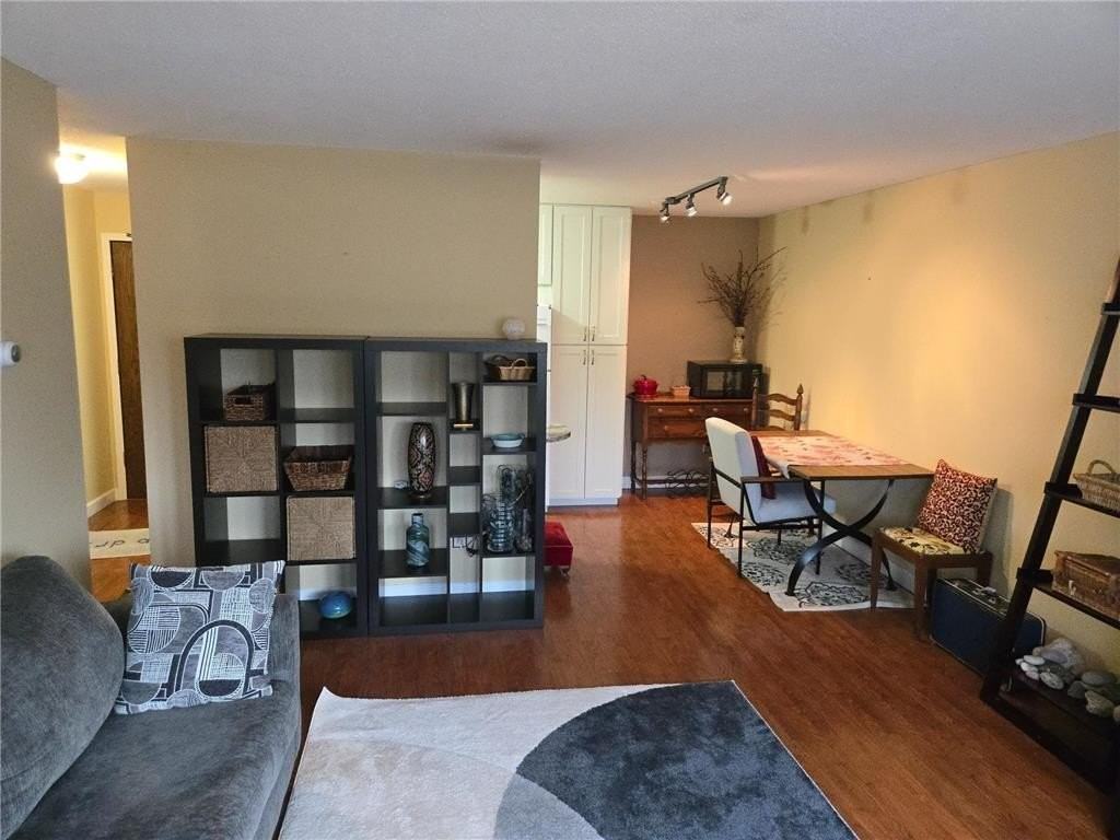 2616 Harriet Ave #202 - Photo 6 of 14