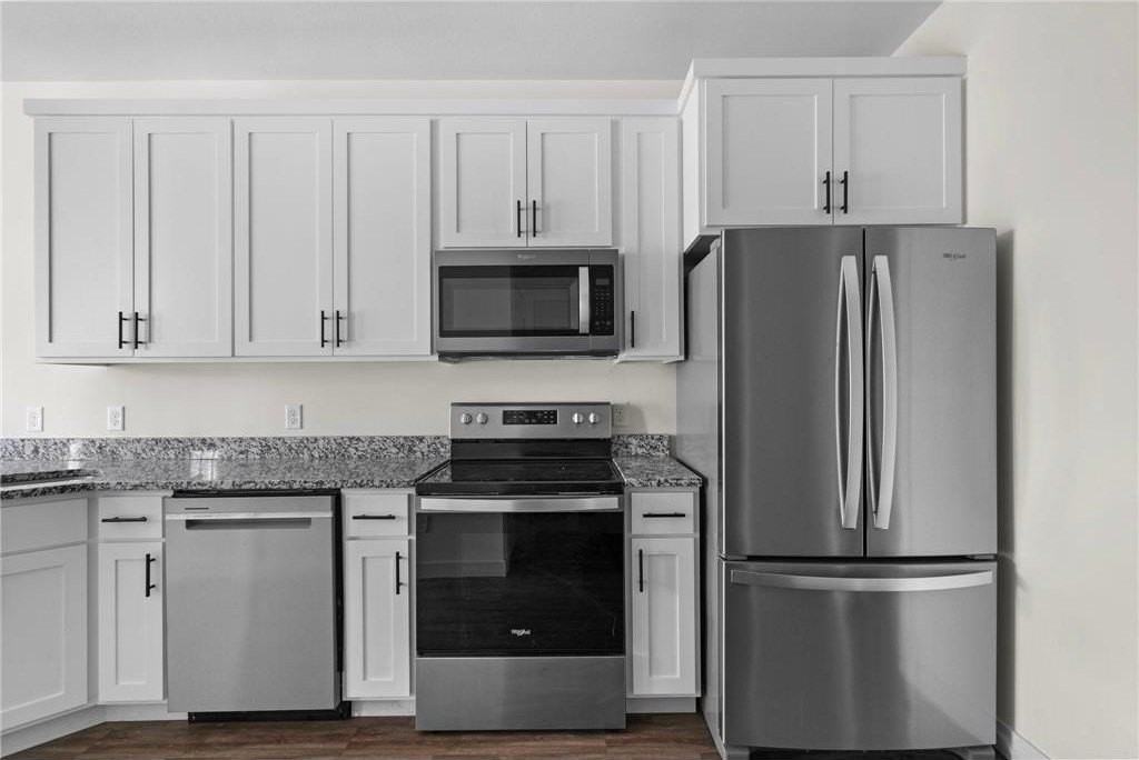 1795 Cleveland Ct S - Photo 3 of 22