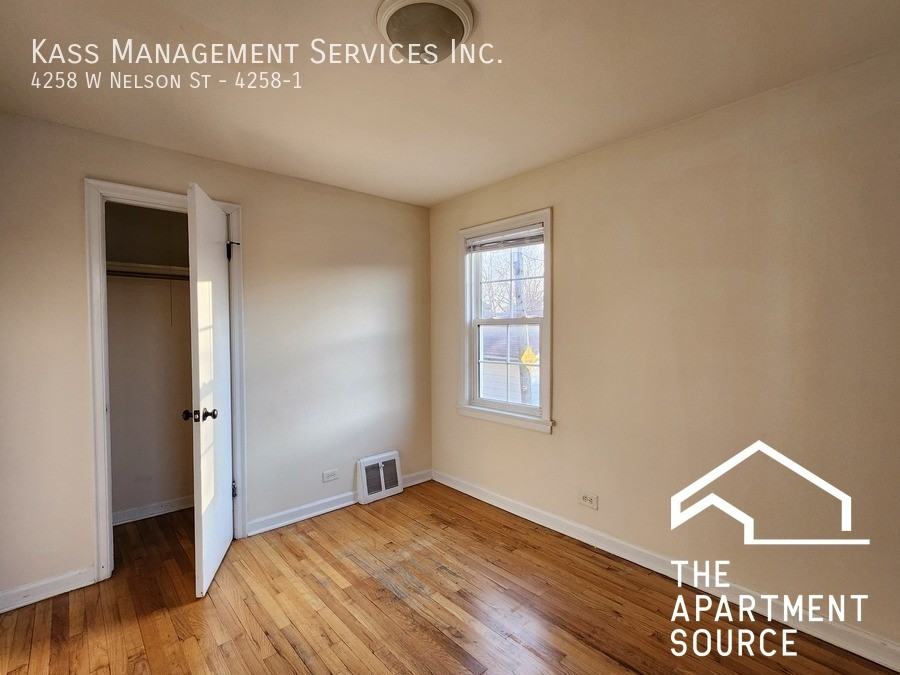 4258 W Nelson St #1 - Photo 5 of 10