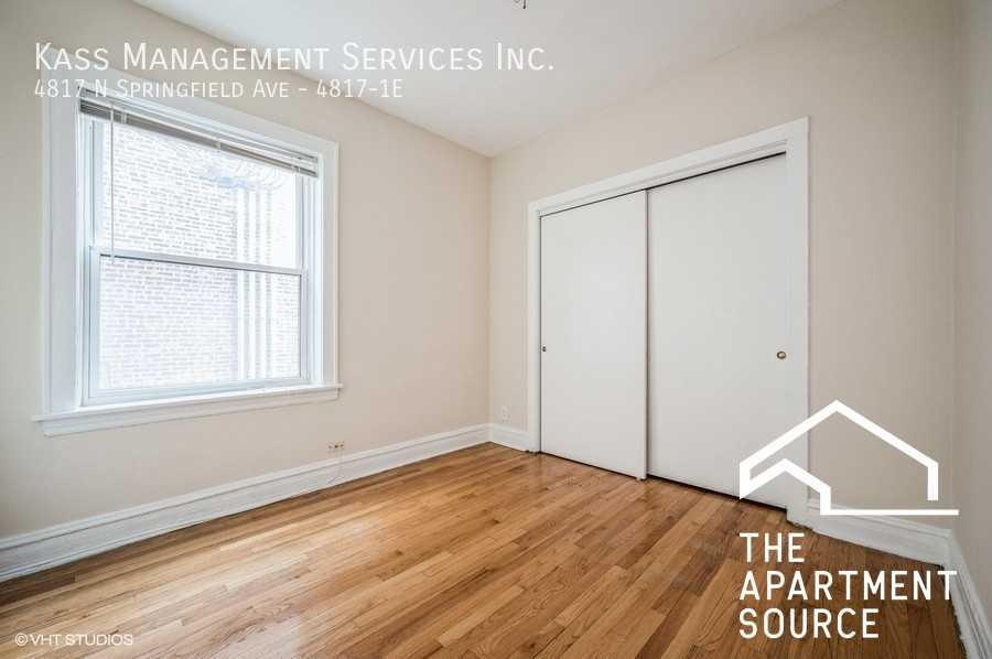 4817 N Springfield Ave #1E - Photo 4 of 6