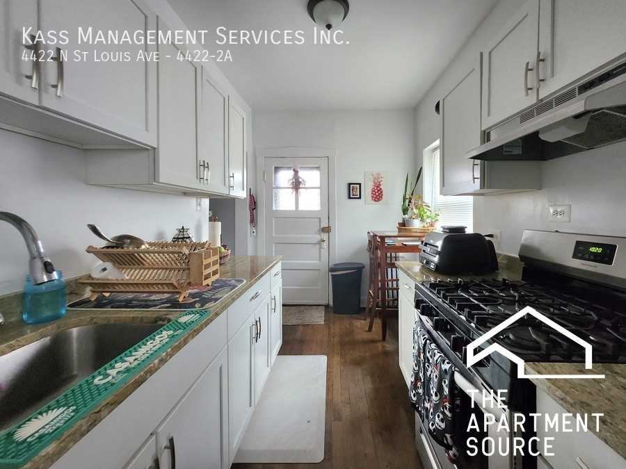 4422 N Saint Louis Ave #2A - Photo 3 of 19