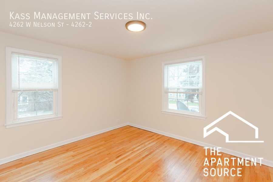 4262 W Nelson St #2 - Photo 4 of 10