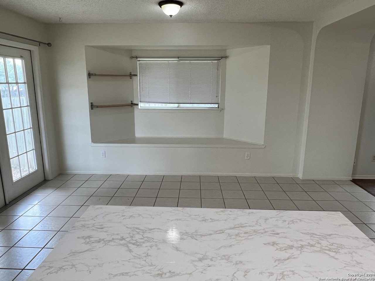 21614 Longwood - Photo 4 of 21