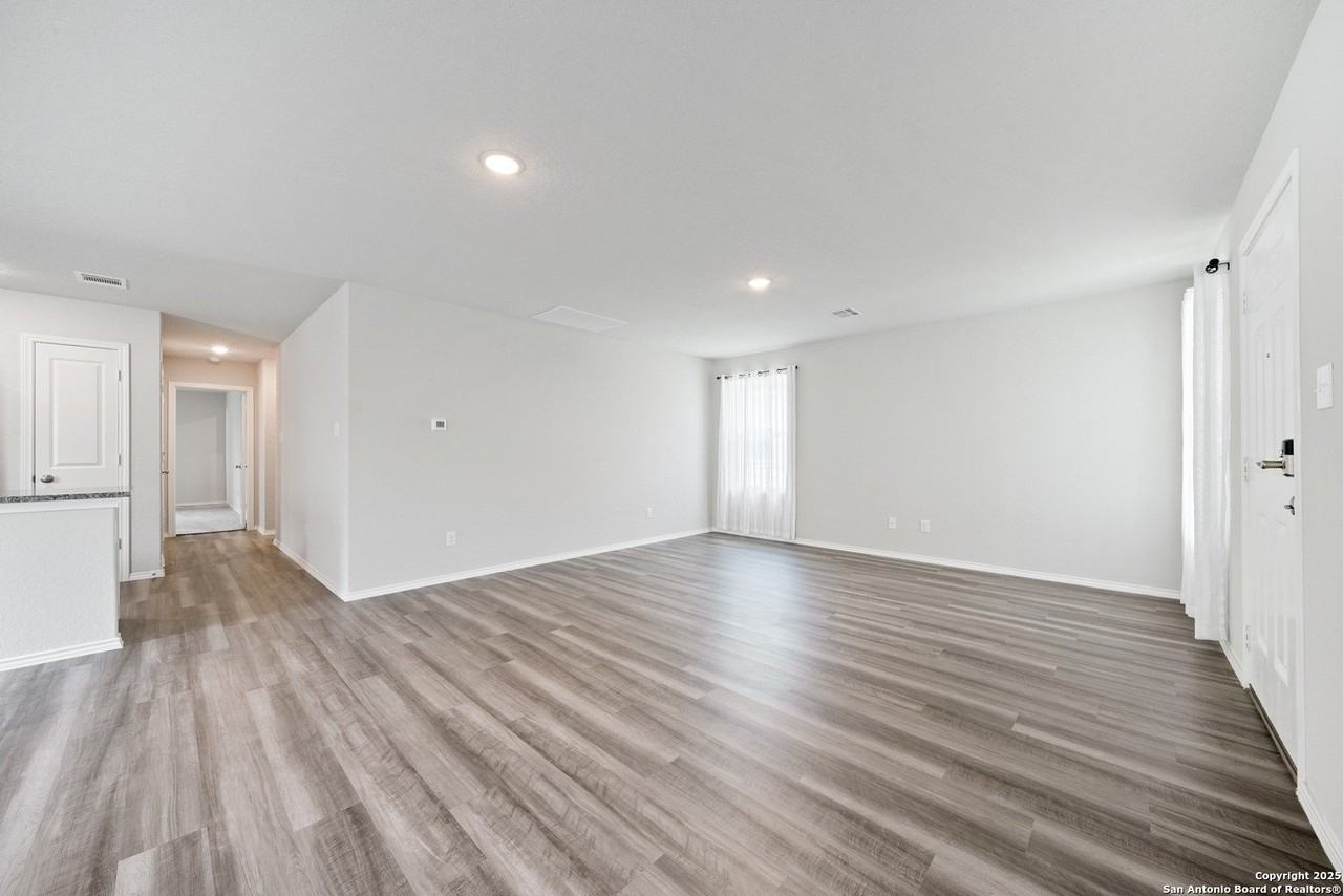6534 Augustus Magee - Photo 6 of 25