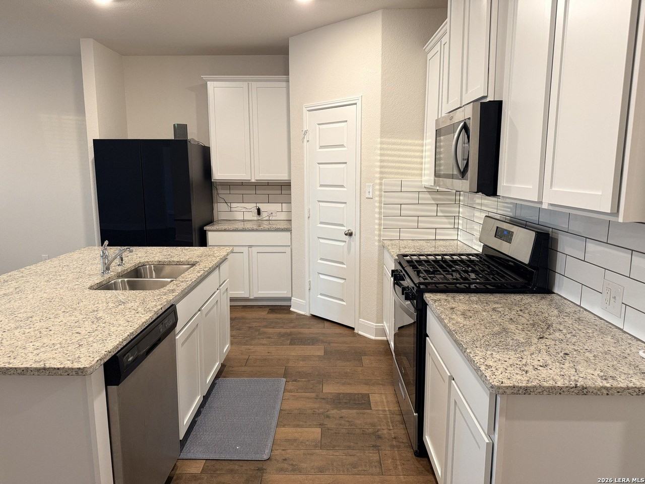 4049 Copper Riv - Photo 4 of 21