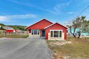 2720 Golf Dr - Photo 1 of 1