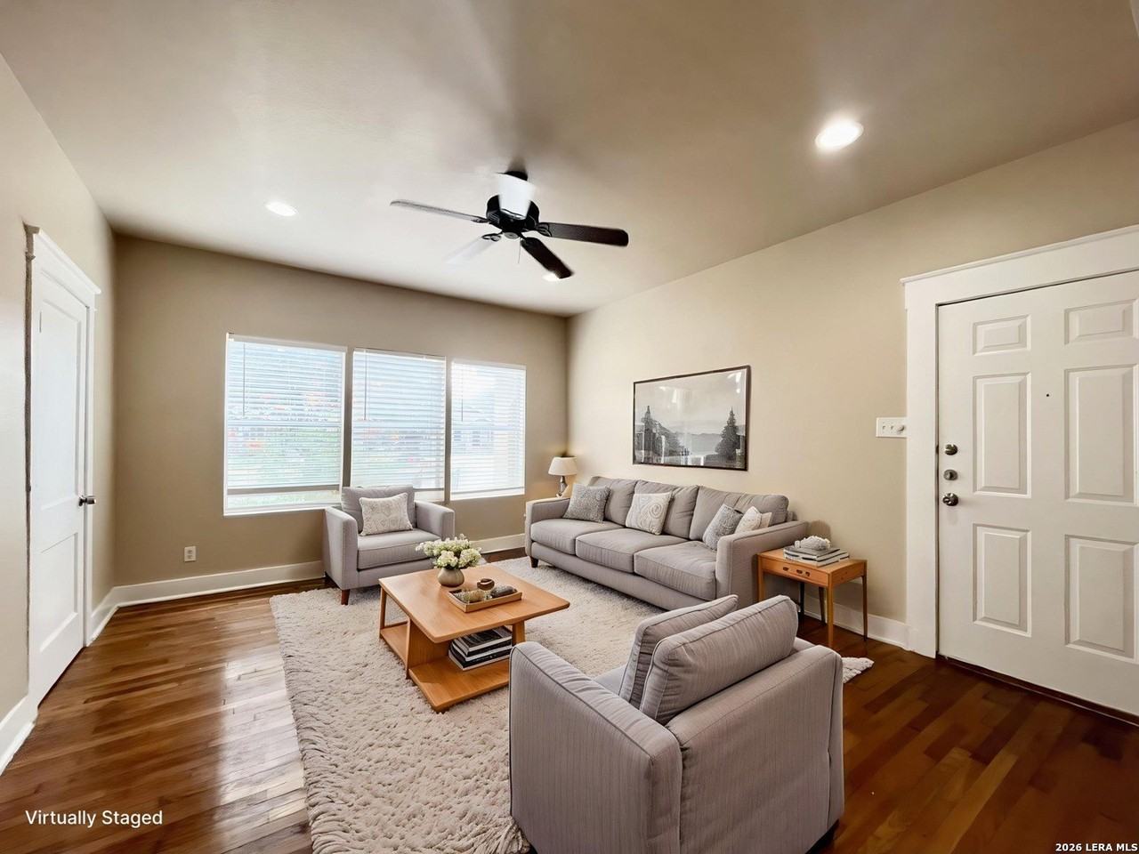 1539 W Woodlawn Ave Apt 2 - Photo 3 of 28