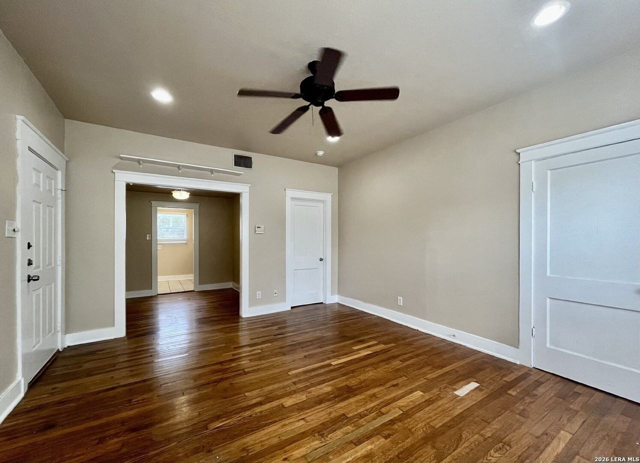 1539 W Woodlawn Ave Apt 2 - Photo 7 of 28