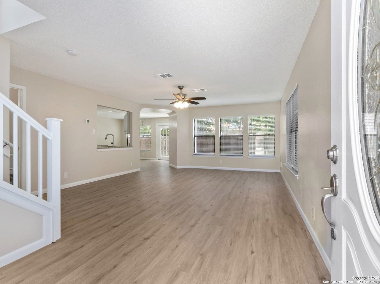 7622 Alverstone Way - Photo 6 of 33