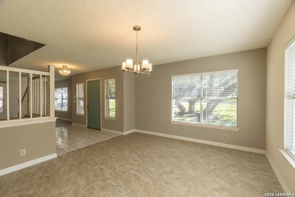 7103 Misty Brk - Photo 4 of 25