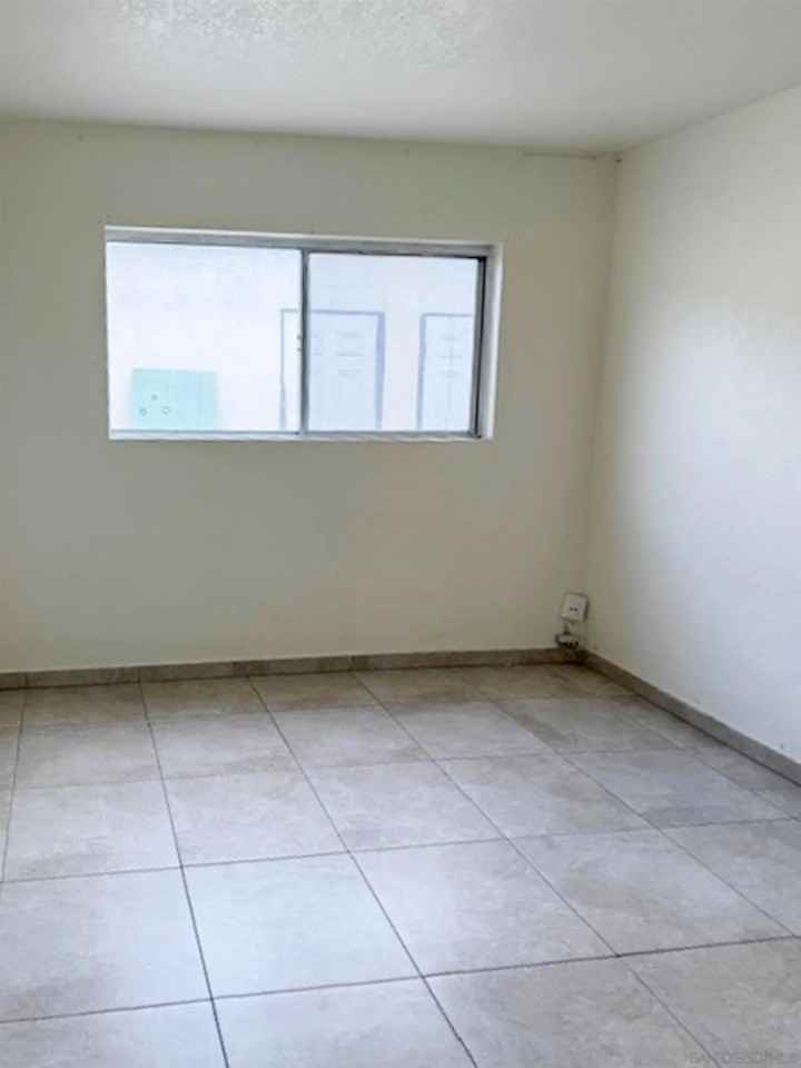 1157 13th St - Photo 7 of 10