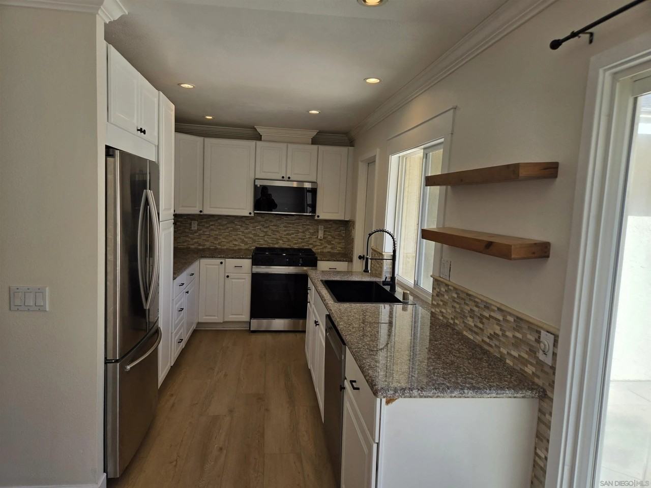 11378 Ajanta Ct - Photo 4 of 13