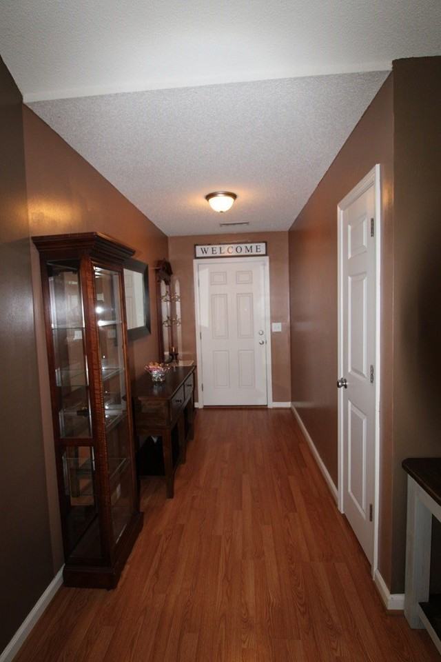 280 Trillium Ln - Photo 4 of 34