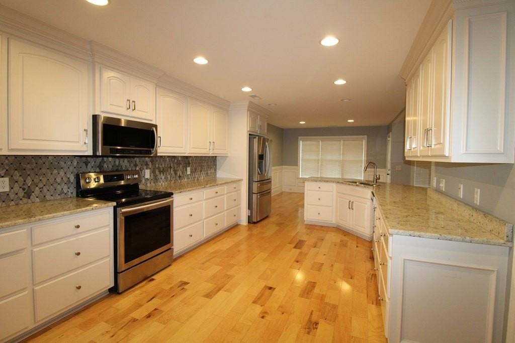 2930 S Wise Dr - Photo 3 of 26