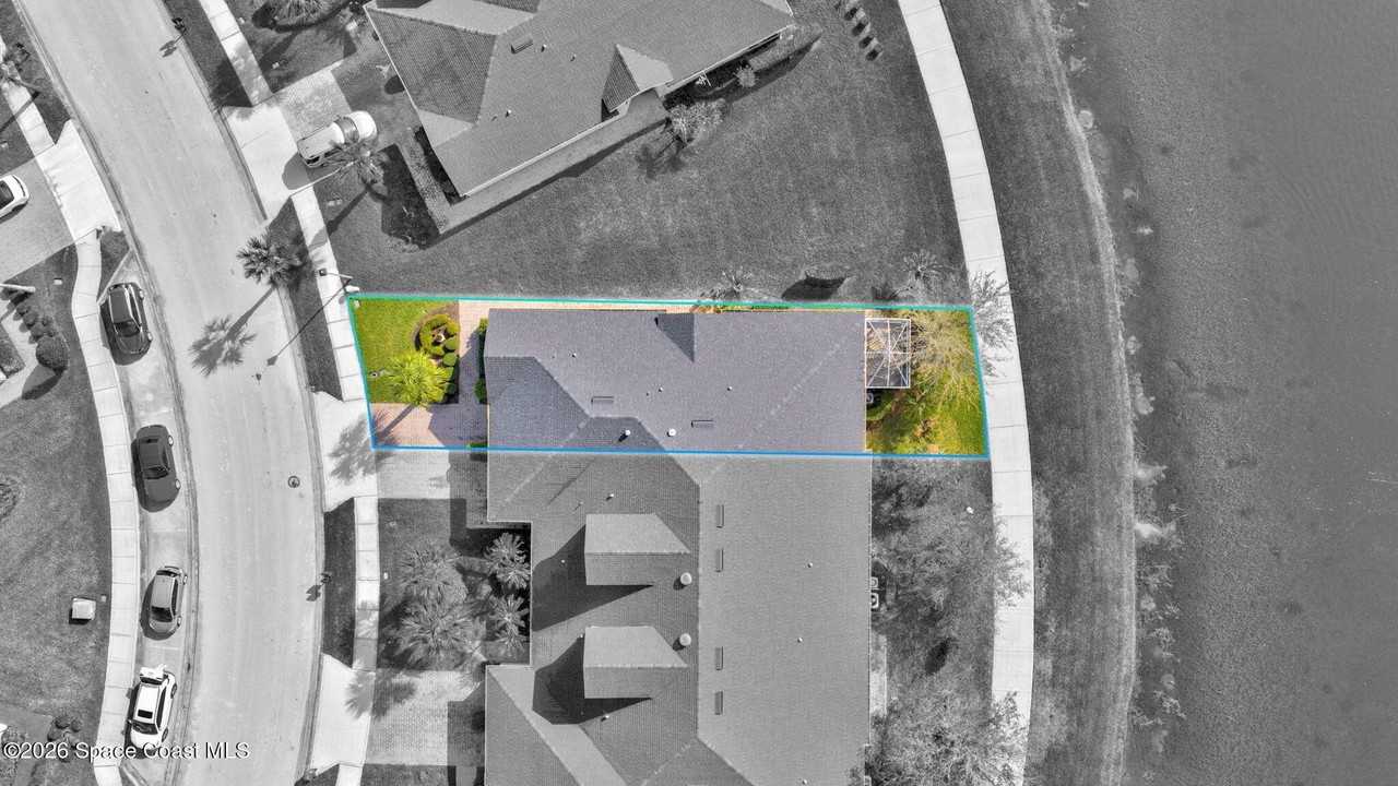 3401 Funston Cir - Photo 4 of 34