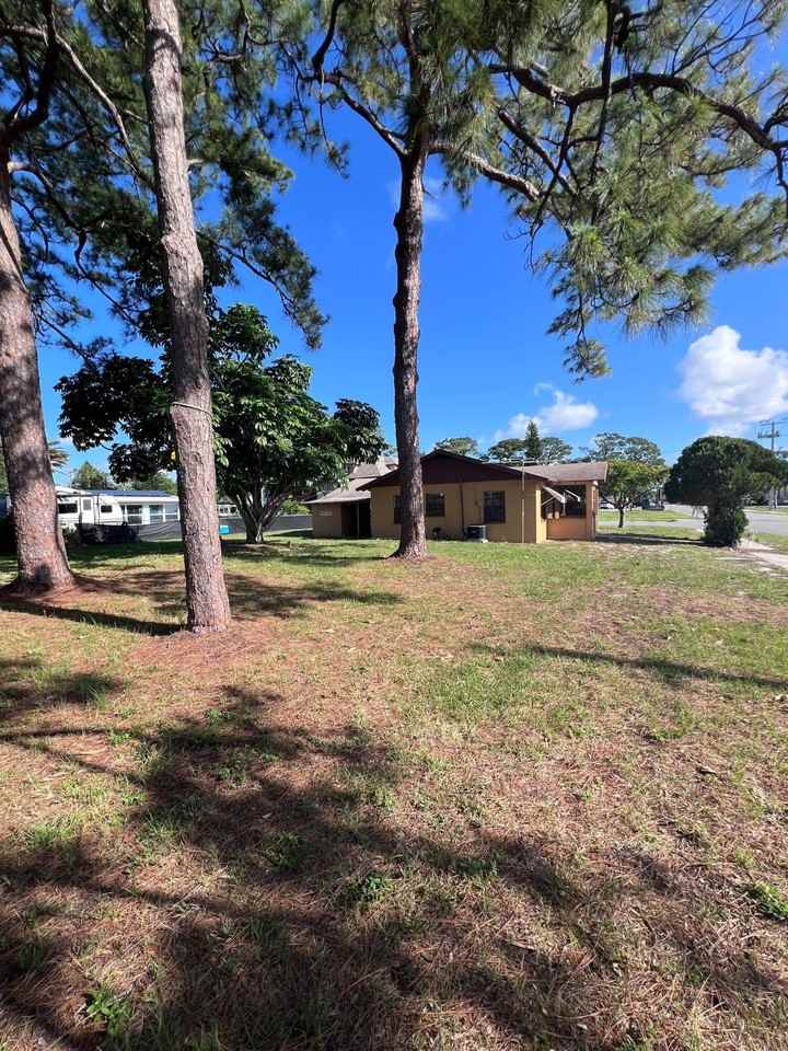 4310 Mount Vernon Ave - Photo 4 of 15