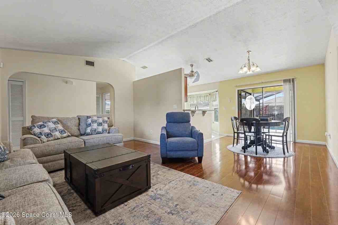 1820 Zaminder St Nw - Photo 6 of 23