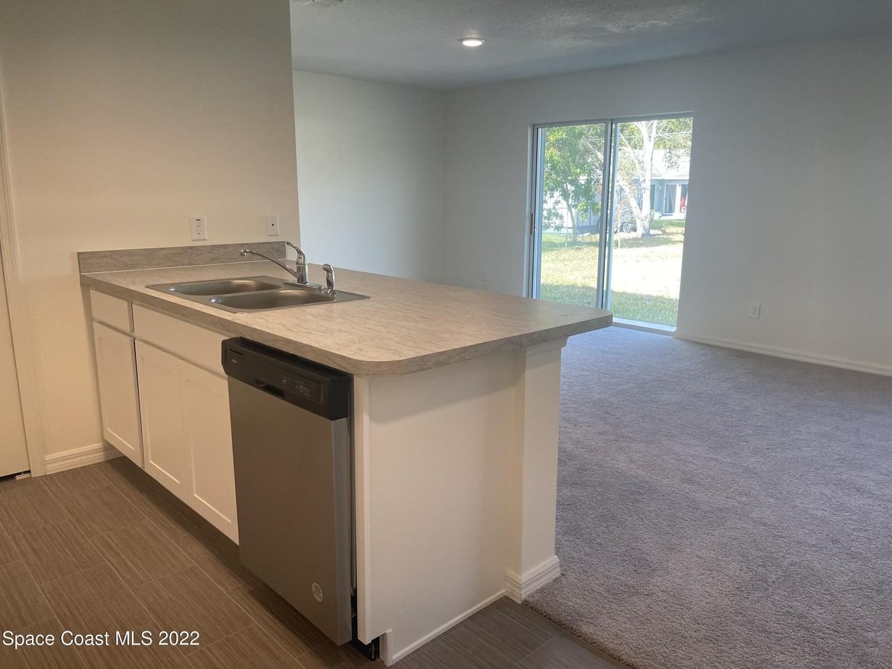 1215 Hastings Rd Sw - Photo 7 of 16